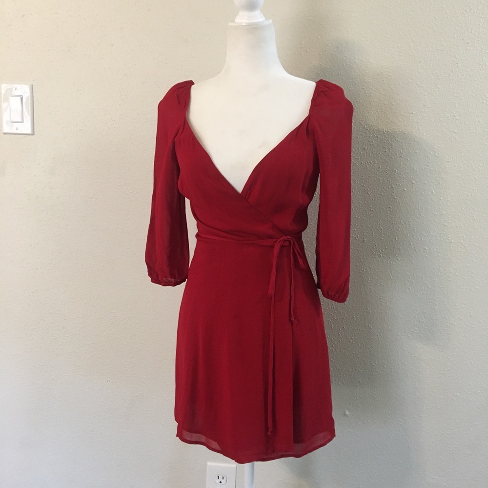 REFORMATION XS S red wrap mini dress Eveleigh - Picture 5 of 6